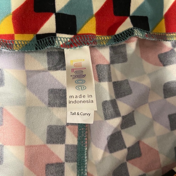 Luluroe stretch leggings, super soft - Picture 3 of 3